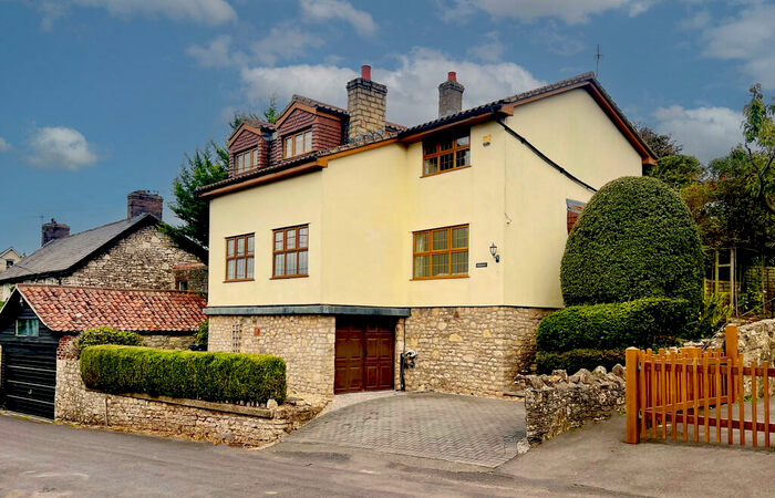 4 Bedroom Detached House For Sale In Sutton Hill Road, Bishop Sutton, BS39