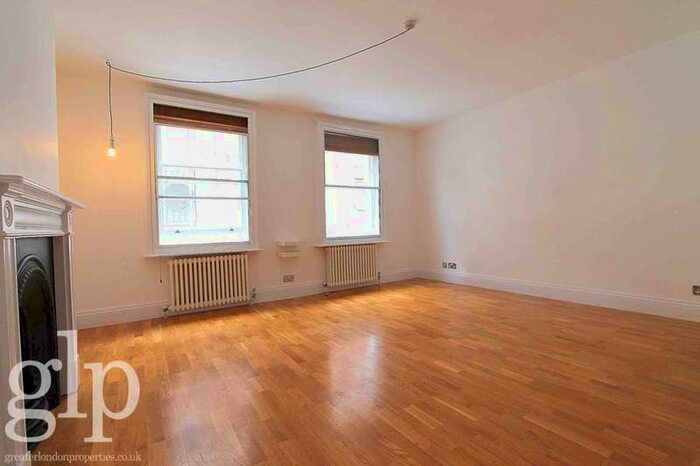 Flat To Rent In Marshall Street, Soho, W1F