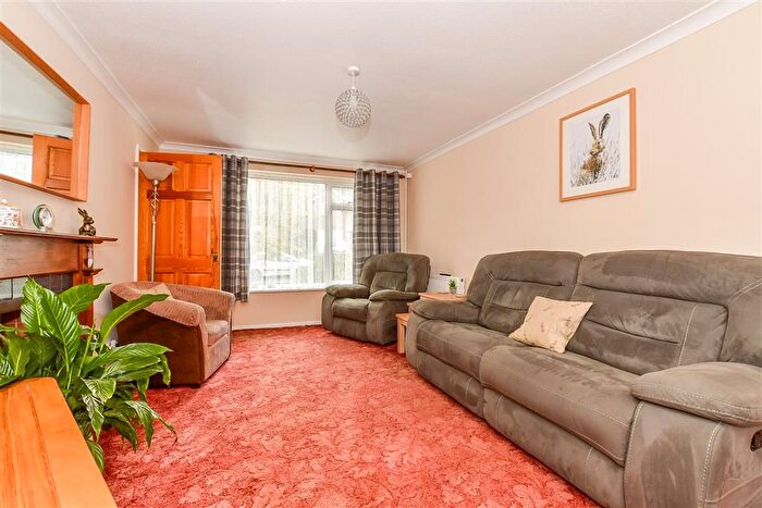 3 Bedroom Semi-Detached House For Sale In Ridgeway, Pembury, Tunbridge Wells, Kent, TN2