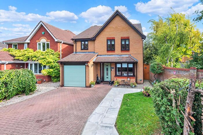 4 Bedroom Detached House For Sale In Larkin Place, Royston, SG8