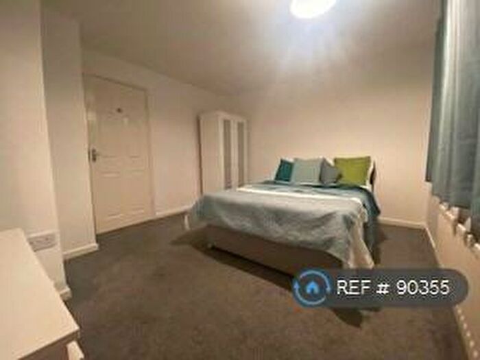 2 Bedroom Flat To Rent In Ravendale Drive, Lincoln, LN2