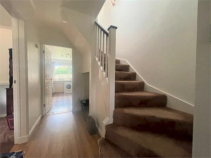 4 Bedroom Detached House For Sale In Warrilow Close, Worle, Weston Super Mare, BS22