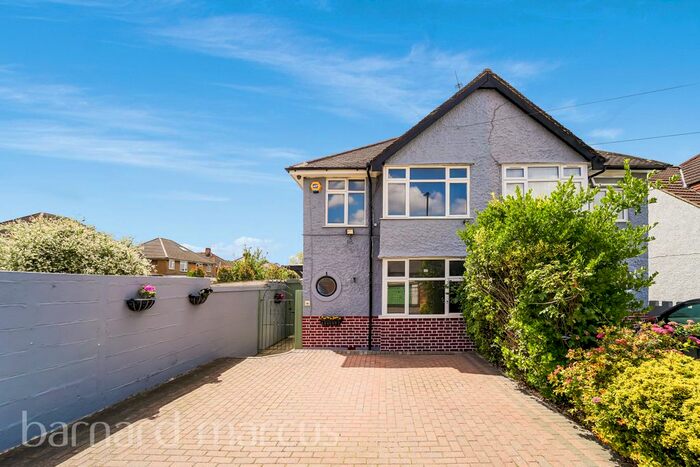 3 Bedroom Property To Rent In East Road, Bedfont, Feltham, TW14