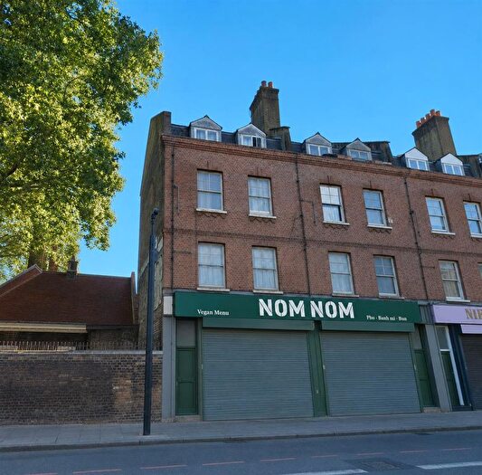 1 Bedroom Flat To Rent In Kingsland Road, London, E2