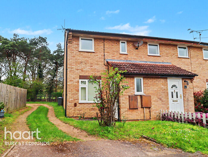 2 Bedroom End Of Terrace House For Sale In Anderson Walk, Bury St Edmunds, IP32