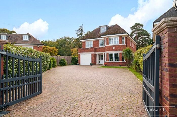 5 Bedroom Detached House For Sale In Knowle Grove, Virginia Water, Surrey, GU25