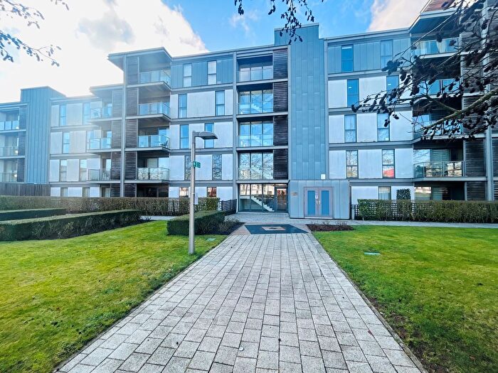 2 Bedroom Flat To Rent In Merrivale Mews, Milton Keynes, MK9