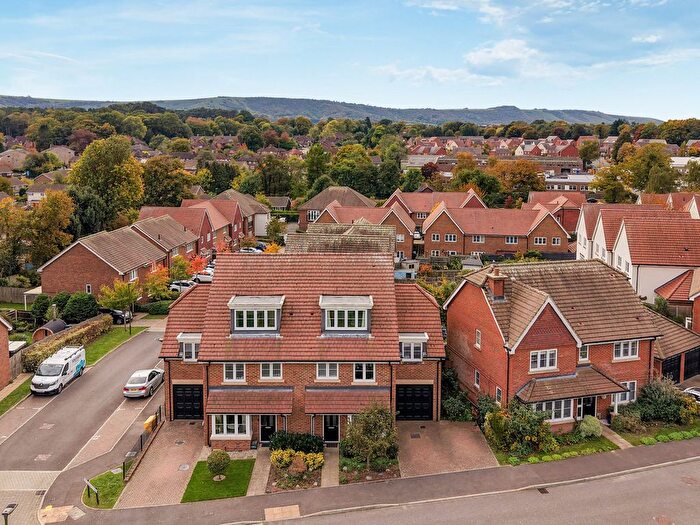 5 Bedroom Semi-Detached House For Sale In Watermeadow Lane, Storrington, RH20