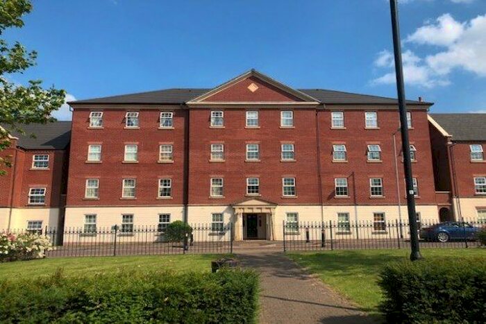 2 Bedroom Flat To Rent In Deykin Road, Lichfield, WS13