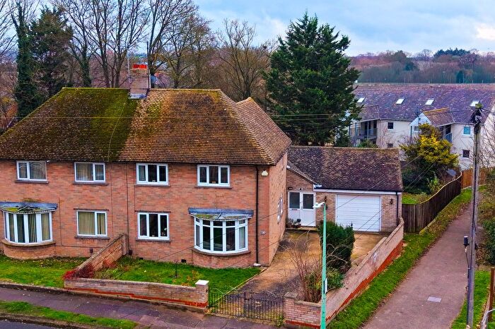 3 Bedroom Semi-Detached House For Sale In Freshfields, Newmarket, CB8