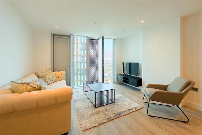 2 Bedroom Flat To Rent In Chester Road, Manchester, M15