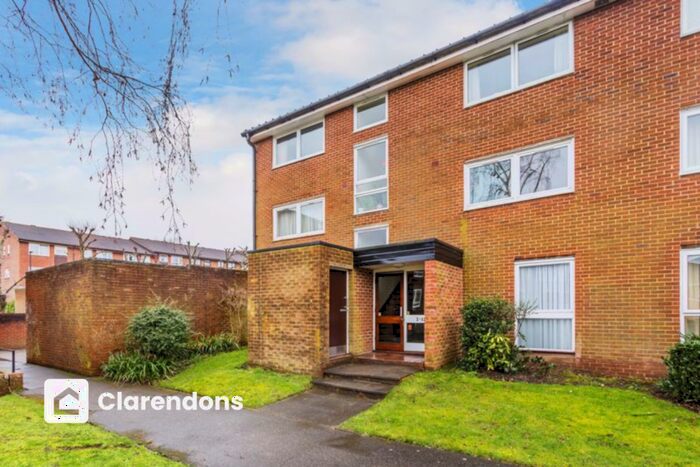 1 Bedroom Flat To Rent In Croydon, Surrey, CR0