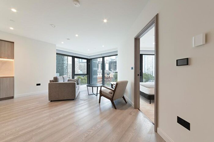 1 Bedroom Apartment To Rent In Aspen, Marsh Wall, Canary Wharf, London, E14