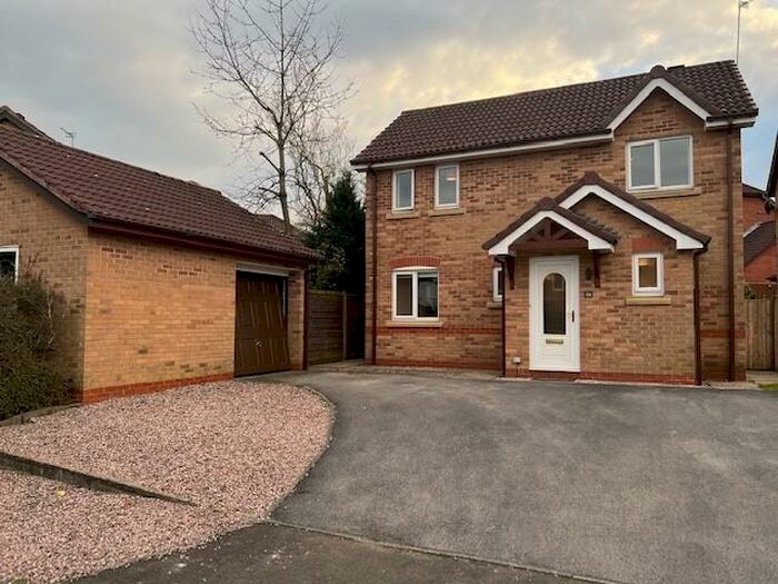 3 Bedroom Detached House To Rent In Mere Bank, Davenham, CW9