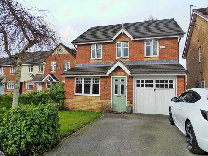 3 Bedroom Detached House To Rent In Dartington Road, Platt Bridge, Wigan, WN2