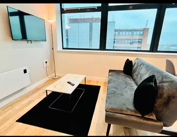 1 Bedroom Flat To Rent In Seymour Grove, Old Trafford, Manchester, M16