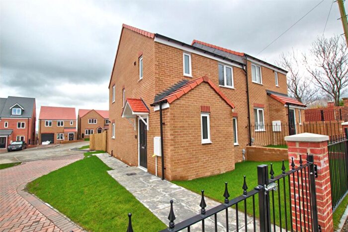 3 Bedroom Semi Detached House To Rent In Hillside Road, Coundon, Bishop Auckland, DL14
