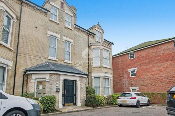 1 Bedroom Apartment To Rent In Oxford Court Lexden Colchester, CO3