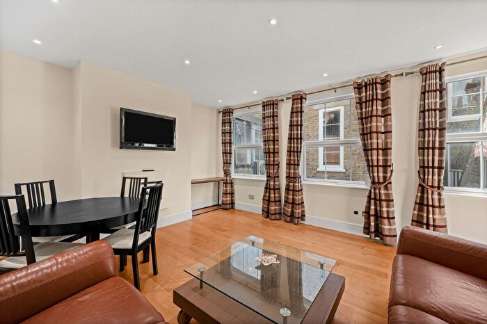 2 Bedroom Flat To Rent In Great James Street, Bloomsbury, WC1N