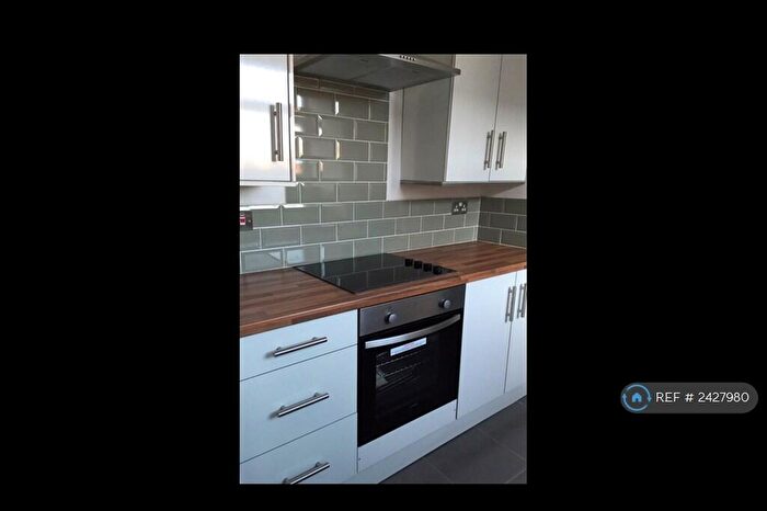 2 Bedroom Flat To Rent In Cavendish Road, Leicester, LE2