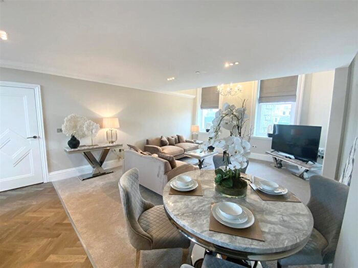 2 Bedroom Apartment To Rent In Mount Stuart House, Cardiff Bay, CF10