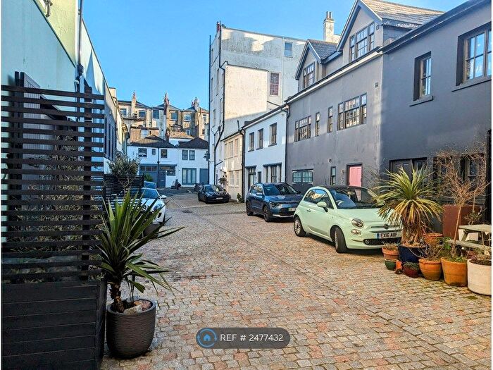 2 Bedroom Flat To Rent In Brunswick Street West, Hove, BN3