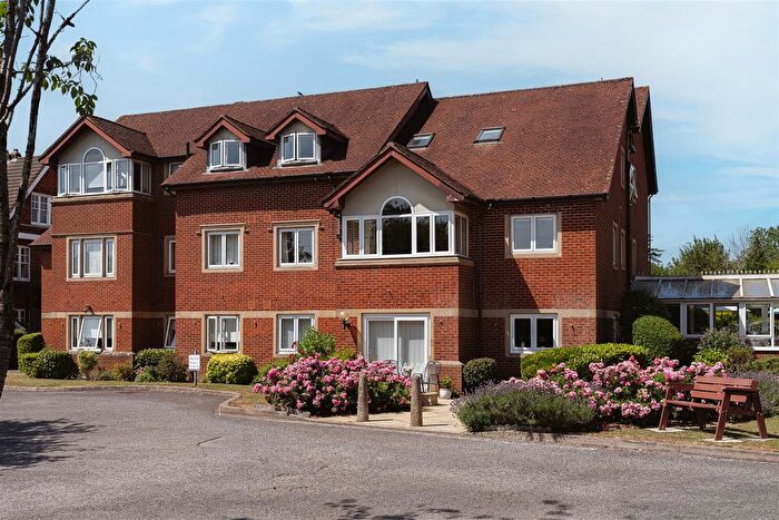 2 Bedroom Property For Sale In Alma Road, Reigate, RH2