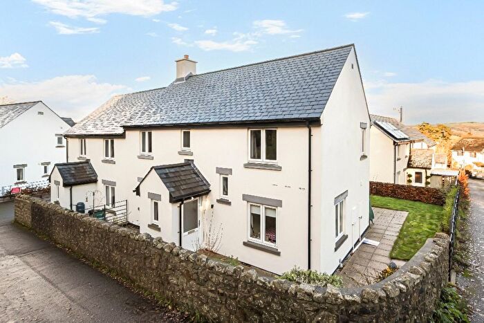 4 Bedroom Semi-Detached House For Sale In Woodcote Close, Chagford, Newton Abbot, Devon, TQ13