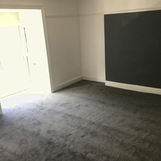 2 Bedroom Flat To Rent In Longford Crescent, St. Thomas, Swansea, SA1