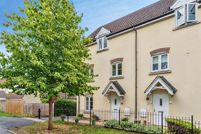 4 Bedroom Town House For Sale In Purcell Road, Swindon, SN25
