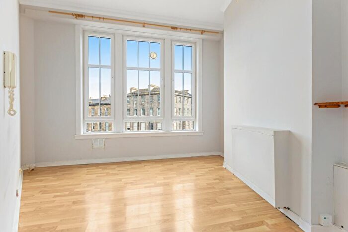 1 Bedroom Flat To Rent In Lothian Road, Tollcross, Edinburgh, EH3