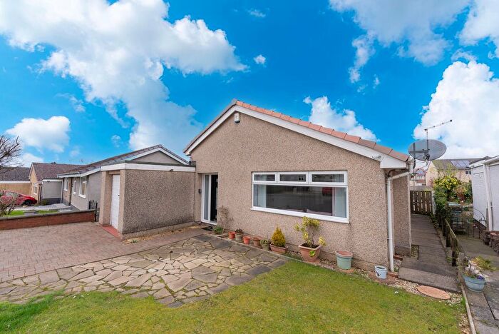 3 Bedroom Detached Bungalow For Sale In Glenview Crescent, Moodiesburn, G69