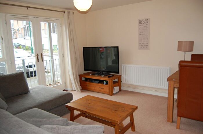 1 Bedroom Flat To Rent In Hengist Way, Wallington, Surrey, SM6