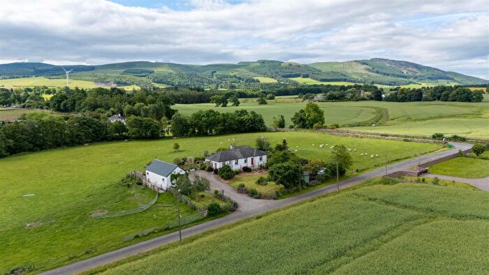 3 Bedroom House For Sale In Leadketty Farm, Dunning, PH2