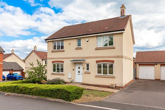 4 Bedroom Detached House For Sale In Medlar Close, Bristol, BS10