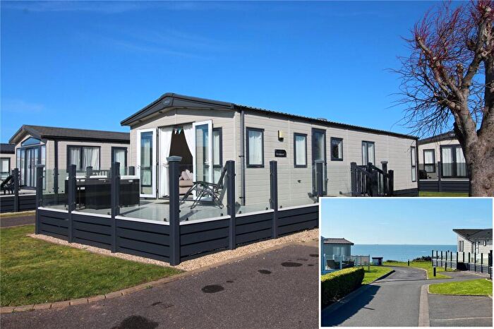 3 Bedroom Park Home For Sale In Solent View, Hoburne Naish, Barton On Sea, Hampshire, BH25