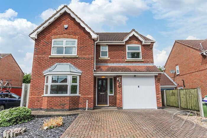 4 Bedroom Detached House For Sale In Croft View, Clowne, Chesterfield, S43