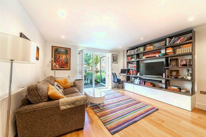 1 Bedroom Flat To Rent In Graham Apartments, Silverworks Close, London, NW9