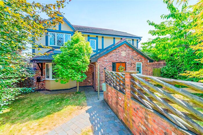 4 Bedroom Detached House For Sale In Bayswater Close, Priorslee, Telford, Shropshire, TF2