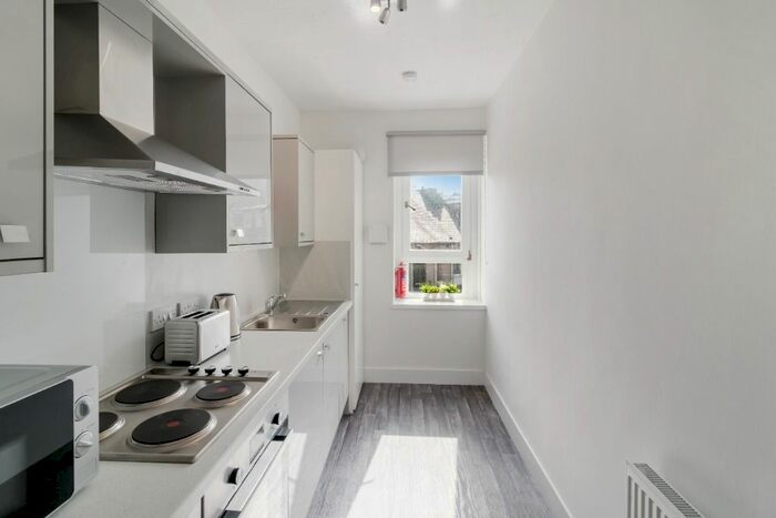 2 Bedroom Flat To Rent In Eassons Angle, West End, Dundee, DD2