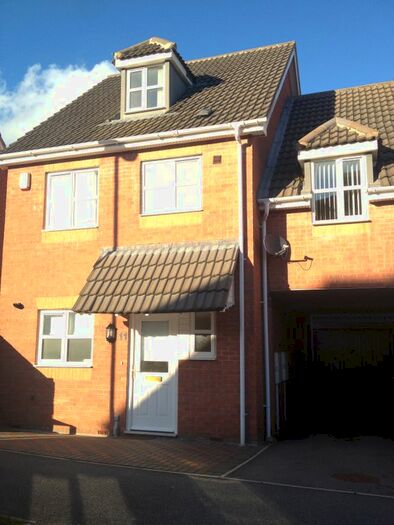 5 Bedroom Terraced House To Rent In Wainwright Avenue, Hamilton, Leicester, LE5