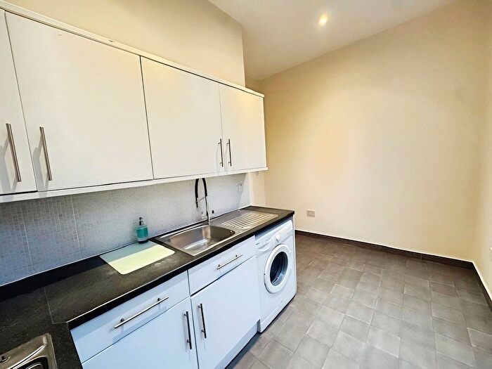 Studio To Rent In Wellesley Road, Croydon, CR0