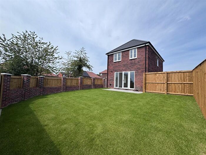 3 Bedroom Detached House For Sale In Westfield Way, Clowne, S43