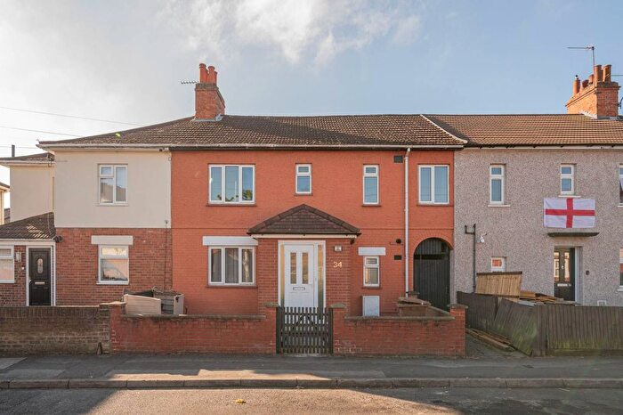 4 Bedroom Terraced House To Rent In Mount Road, Merton, Mitcham, CR4