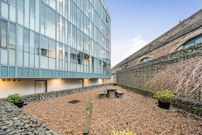1 Bedroom Flat For Sale In Consort Road, Peckham, SE15