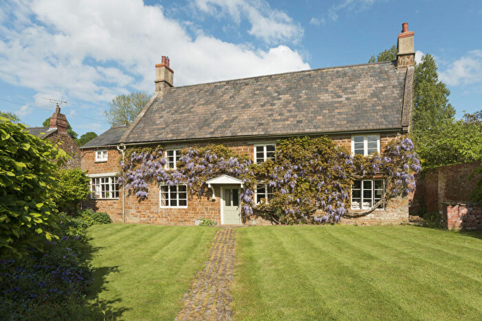 5 Bedroom Country House For Sale In School Lane, Priors Marston, Warwickshire, CV47