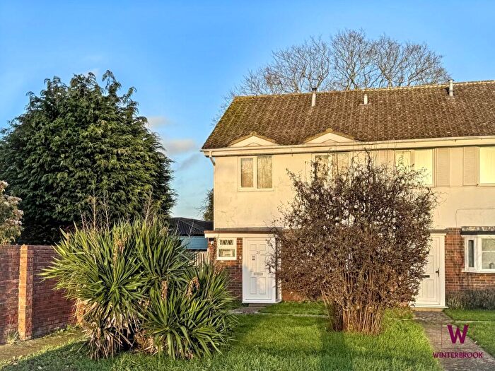 3 Bedroom End Of Terrace House For Sale In Observatory Close, Benson, OX10