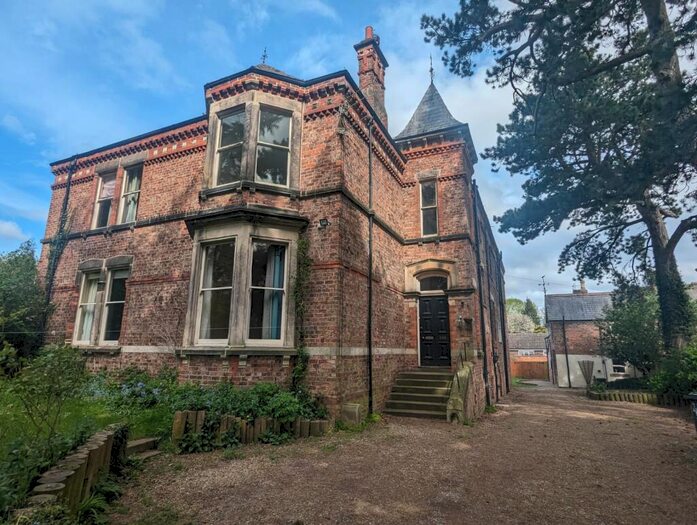 4 Bedroom Semi-Detached House To Rent In Coniscliffe Road/ West End - Darlington, DL3