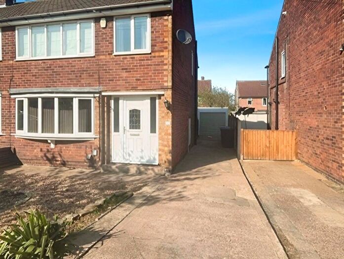 3 Bedroom Semi-Detached House To Rent In Colchester Court, Doncaster, South Yorkshire, DN5