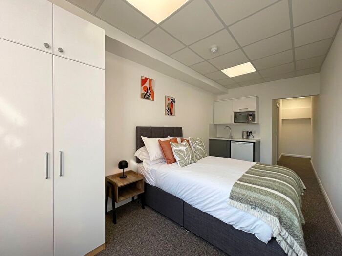 Studio To Rent In Room, Paris House, Hove, BN3